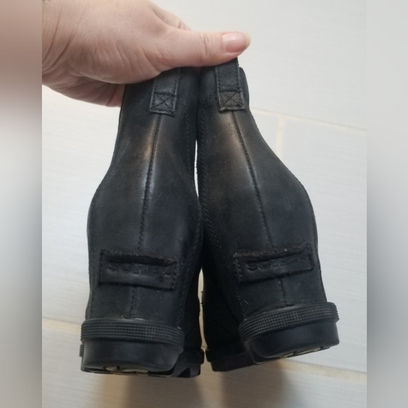 Sorel  Joan Of Arctic Wedge II Chelsea Black Boots 7 - Picture 3 of 11